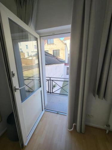 Studio Alicia, idéalement situé, Bruselas (foto 8)