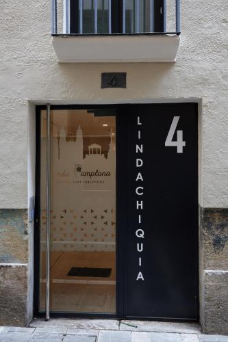 Entrada, TuApartamento - LindaPamplona in Pamplona