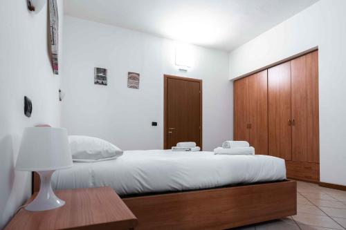 Wayco Rooms Room Type - Double Room with Private Bathroom