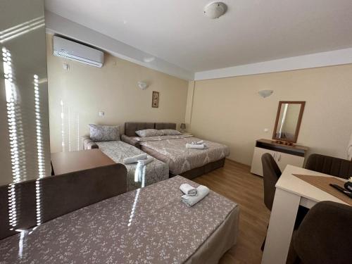 Studio with Balcony (4 Adults)