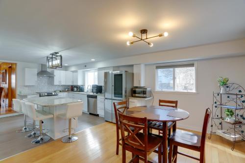 Spacious Lakefront House with Backyard Fire Pit in Monroe (MI)