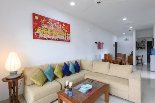 3BD/2BTH Apartment in Battaramulla