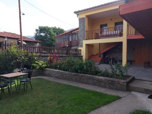 Traditional Guesthouse Vrigiis - Agios Germanos