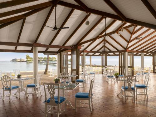 レストラン, Villa Park Sun Island Resort in モルディブ諸島