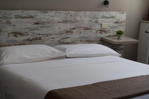 Hotel Mom Assisi - image 4