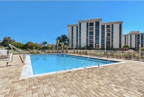 Facilities, Endless Summer at The Enclave 204B Heart of Destin Location near Captain Dave's On The Gulf