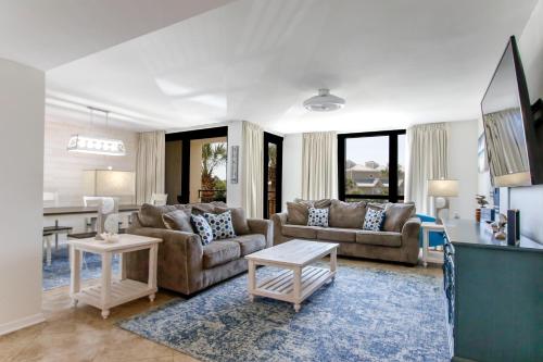 Facilities, Endless Summer at The Enclave 204B Heart of Destin Location near Captain Dave's On The Gulf