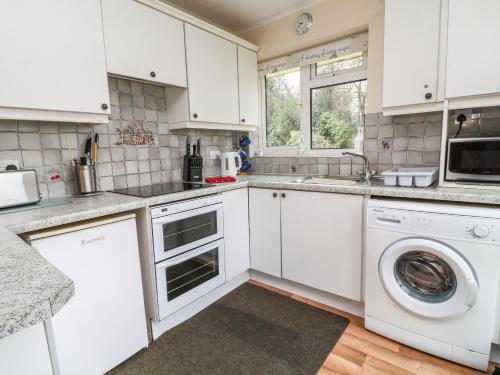 Peacehaven Liskeard - image 9