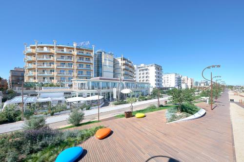 Savoia Hotel Rimini - image 5