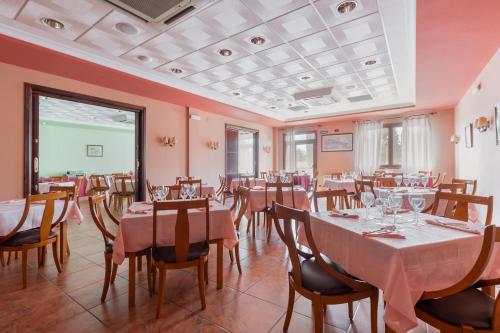 Restorāns, Hotel Puerta de Javalambre in La Puebla de Valverde