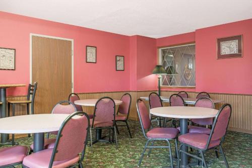 Days Inn by Wyndham West-Eau Claire