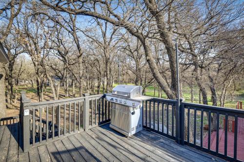 Modern Flower Mound Home Less Than 2 Mi to River Walk