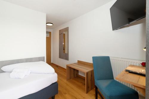 1 twin bed
