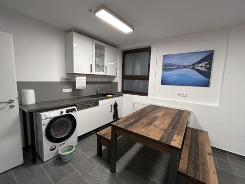 مطبخ, Aparthotel Waldhorn Wohnung Allgäustyle (Aparthotel Waldhorn Wohnung Allgaustyle) in Untertürkheim