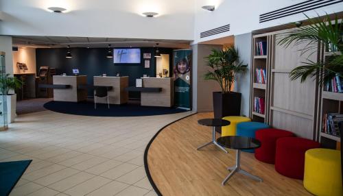 Holiday Inn Express London Stansted Airport, an IHG Hotel