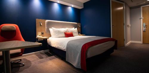 Holiday Inn Express London Stansted Airport, an IHG Hotel