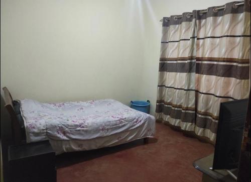 2 br own compound furnished hse