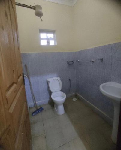 2 br own compound furnished hse