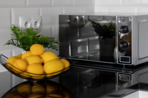 Apartments Golden Warsaw by Renters - image 12