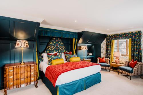 Hever Castle Luxury Bed and Breakfast Room Type -  Willow Suite - Astor Wing 