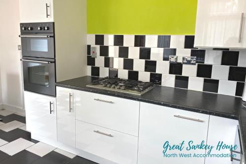 Great Sankey Serviced Accommodation