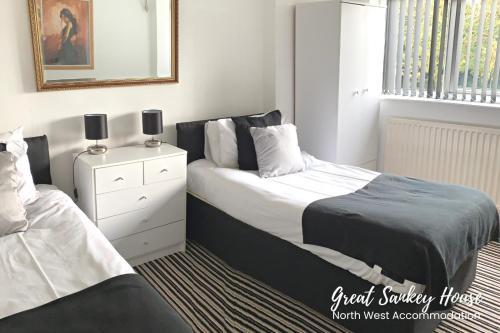 Great Sankey Serviced Accommodation