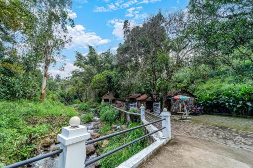 ZACS VALLEY RESORT, Kodaikanal