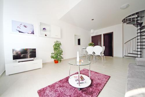 Apartments Du Lux 3