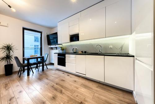 KaZou Residence near Arkadia Bevásárlóközpont