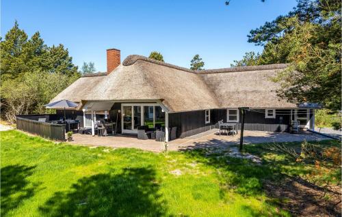 Nice Home In Blåvand With Sauna