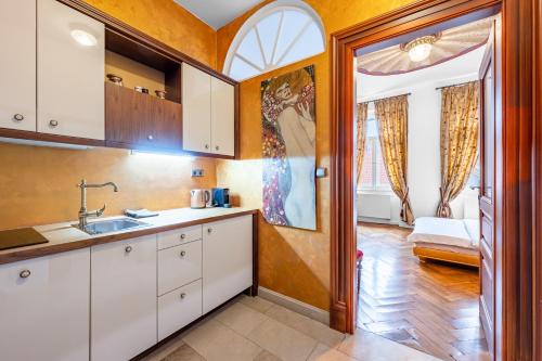 Malostranská Residence - image 4