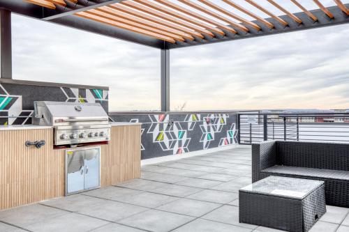 المرافق, Sloans Lake 2BR w Gym WD Roof nr Park DEN-105 in West Colfax