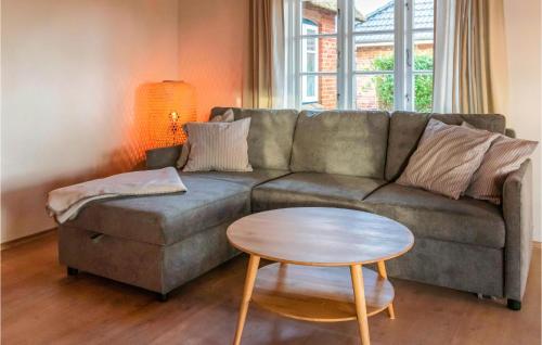 Awesome home in Emmelsbll-Horsbll with 2 Bedrooms and WiFi