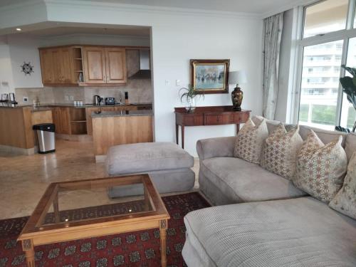 Three-Bedroom Apartment image 9