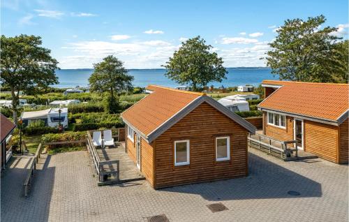  Amazing Home In Tranekr With Outdoor Swimming Pool, 2 Bedrooms And Heated Swimming Pool, Pension in Tranekær