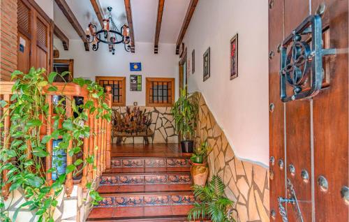 1 Bedroom Awesome Home In Mecina Bombarn