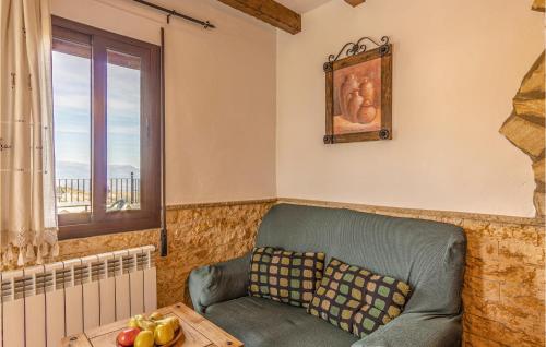 1 Bedroom Awesome Home In Mecina Bombarn