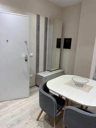 Brilant Apartament - image 7