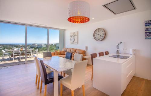 3 Bedroom Beautiful Apartment In Orihuela