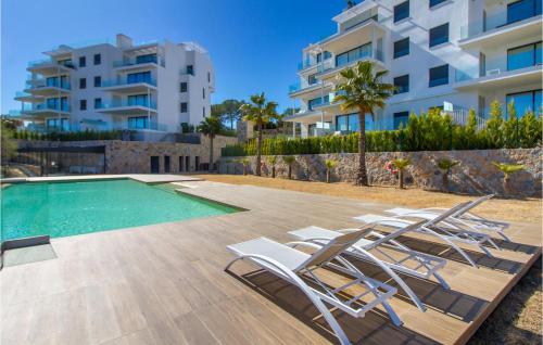 3 Bedroom Beautiful Apartment In Orihuela