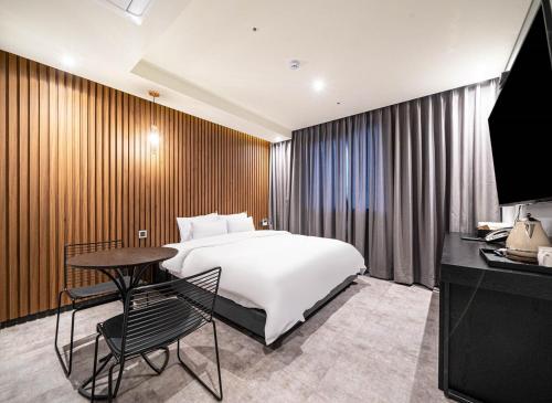 Sokcho Business Hotel CAMEL - Sokcho
