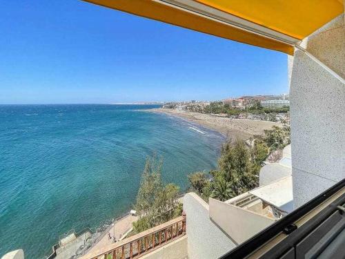 Ocean Front Apartment 4