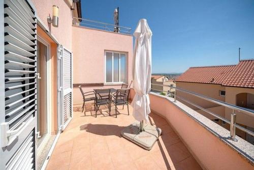 Apartments Ivica - image 3
