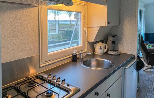 2 Bedroom Gorgeous Home In Lauwersoog