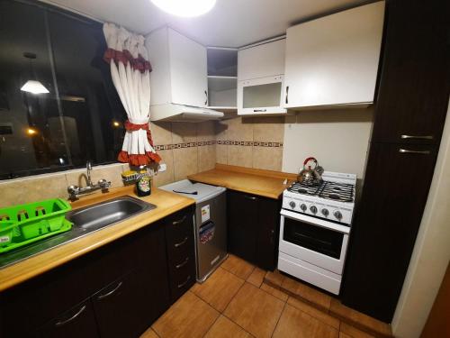 ห้องครัว, Departamento amoblado en Arequipa, Cerro Colorado - Plaza las Américas (Departamento amoblado en Arequipa, Cerro Colorado - Plaza las Americas) near สนามบินนานาชาติโรดริเกซ บายอน