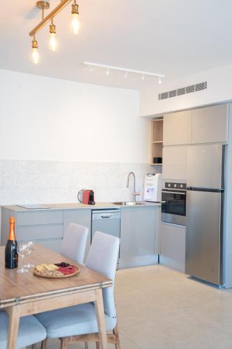 Apartment image 3