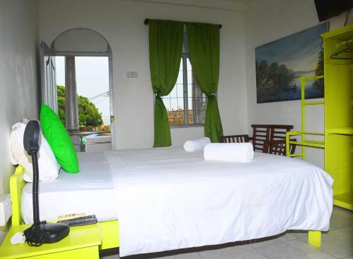 Double Room with View image 7