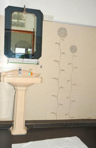Double Room with View image 1