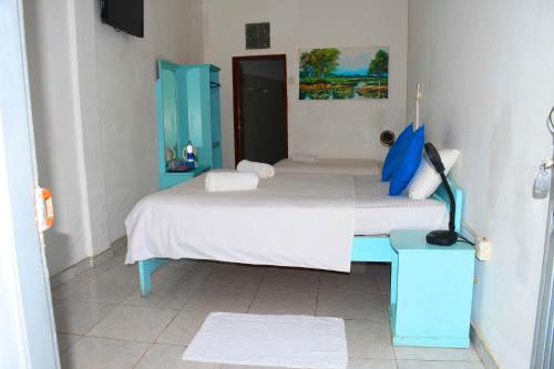 Triple Room with Sea View image 4