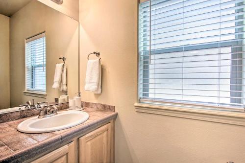 Bend Home with Private Yard about 2 Mi to Dtwn! - main image